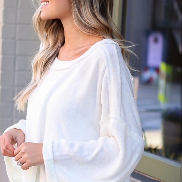 Luxe Knit Oversized Ivory Sweater - Picture 4 of 6